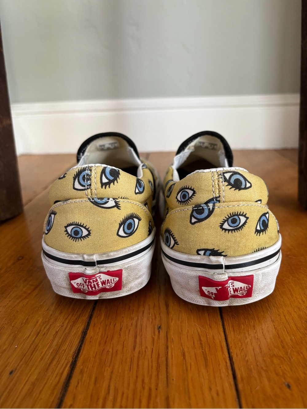 Vans Looking Glass Slip On Shoes W 9 or M 7.5 - Picture 3 of 3